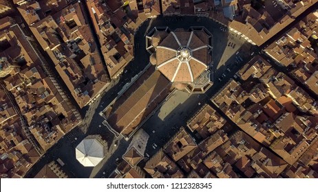  Aerial View Of Piazza Duomo - Florence, Italy.