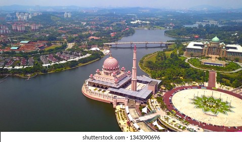 9,886 Mosque Top View Images, Stock Photos & Vectors | Shutterstock