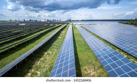 1,168 Birds eye solar panels Images, Stock Photos & Vectors | Shutterstock