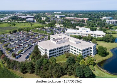 Aerial View Suburban Office Park Parking Stock Photo 1577063362 ...