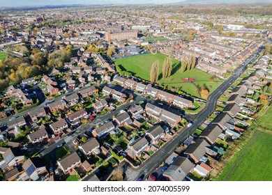 676 Aerial council estate view Images, Stock Photos & Vectors ...