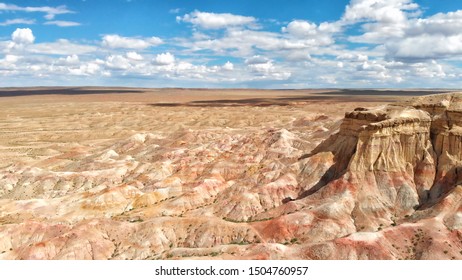 218 Rainbow Gobi Desert Images, Stock Photos & Vectors | Shutterstock