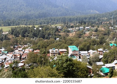 Aerial View Of A Village In Pahalgam, Kashmir, Blurry Shot