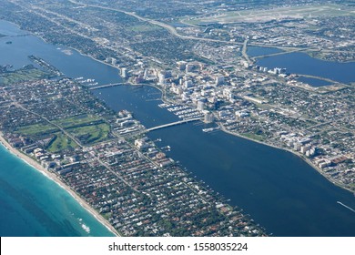 Aerial View Of West Palm Beach, Florida And The Upscale Island Of Palm Beach, With Lake Worth Lagoon.