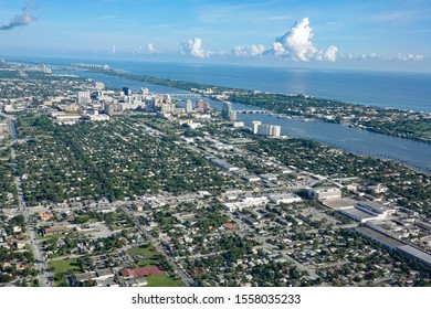 Aerial View Of West Palm Beach, Florida And The Upscale Island Of Palm Beach, With Lake Worth Lagoon.