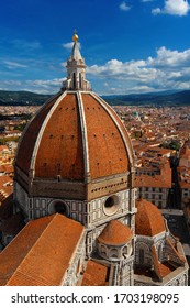 Aerial View Of Wonderful Dome Of Santa Maria Del Fiore (St Mary Of The Flower) In Florence With Tourists At The Top, Built By Italian Architect Brunelleschi In 15th Century And Symbol Of Renaissance