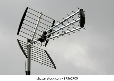 The Aerial/the Aerial For Terrestrial Television Broadcasting