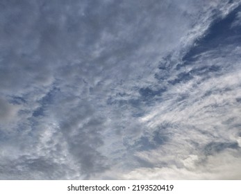 Aesthetic Clouds Float In The Evening Sky