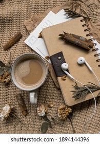 Coffee Aesthetic Fotos Imagenes Y Otros Productos Fotograficos De Stock Shutterstock