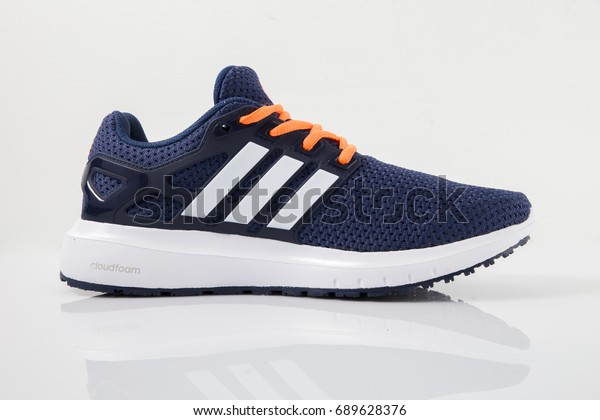 adidas running 2017
