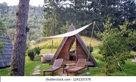 Glamping Images Stock Photos Vectors Shutterstock