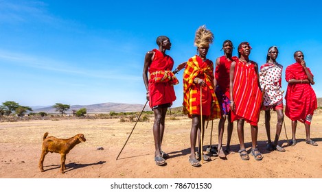 Africa Kenya. Residents Of The Masaya Mara. The Nationalities Of Africa. The Masai Mara Tribe In Kenya. Leanings In Africa. 31.12.2005