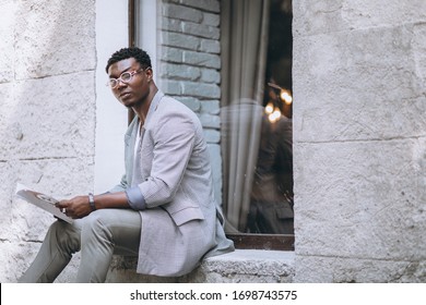 317 African Man Reading Magazines Images, Stock Photos & Vectors ...