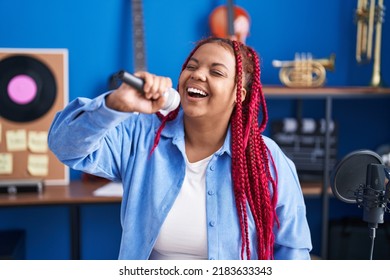 320 Fat woman singing Stock Photos, Images & Photography | Shutterstock