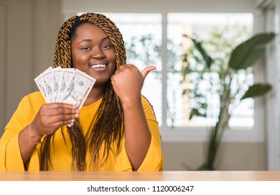 27,984 Black woman holding money Images, Stock Photos & Vectors ...