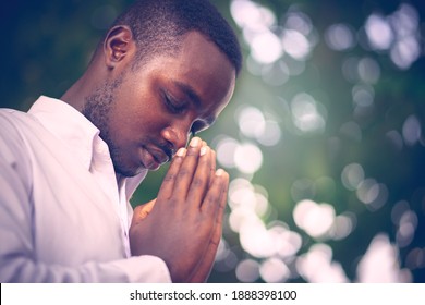 334 African american praising god Images, Stock Photos & Vectors ...