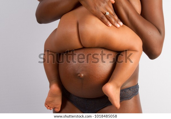 Pregnant African Nude