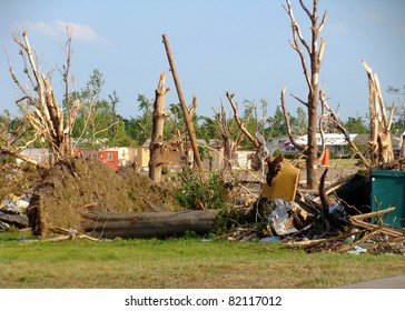 Aftermath Of Joplin Missouri Tornado