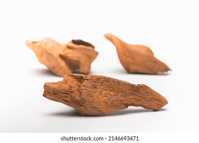 Agarwood, Incense Chips, It's Name In Arabic Oud Wood Used To Incense Cloths, Furniture And Places For Occasions