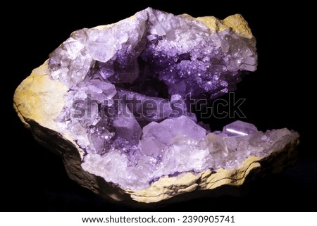 Agate quartz geode, laboratory specimen mineral