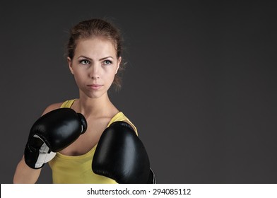 Aggressive Fight Posing Beautiful Young Caucasian Stock Photo 294085112 ...