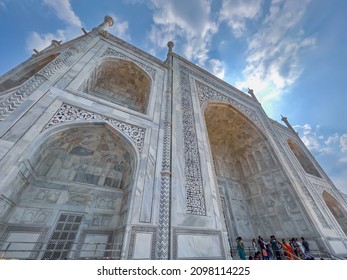 Agra: 1st October 2021: Beautiful view of the Taj Mahal.
