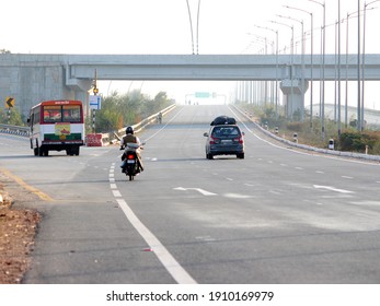 Agra, India - 05 February 2021: Selective Focus On Car In A Highway Road.