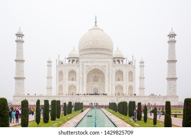 AGRA, INDIA - FEBRUARY 15, 2019 : Taj Mahal, One Of The Seven Wonders In The World, India. Taj Mahal In Air Pollution With PM 2.5 Over Than 250.