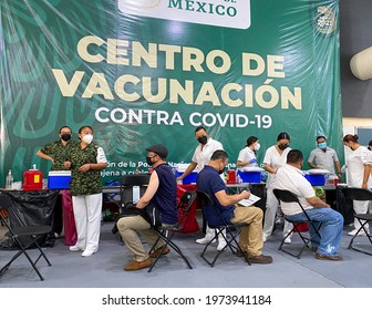 Aguascalientes, Mexico, May 4, 2021, People Waiting To Be Vaccinated At The University Of Aguascalientes Canvas Background With The Text Vaccination Center Against Covid 19 In Spanish Language