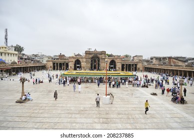 AHMEDABAD, GUJARAT/INDIA - 29TH TUESDAY JULY2014 : Large Number Of Muslims Celebrating Eid Al-Fitr , In Jama Masjid,Ahmedabad, India.  