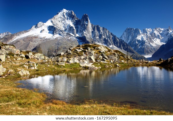 Aiguille Verte Grandes Jorasses Mont Blanc Stock Photo 167295095 ...