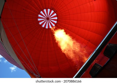 Air Ballon, Preparation To Fly, Yet On The Ground