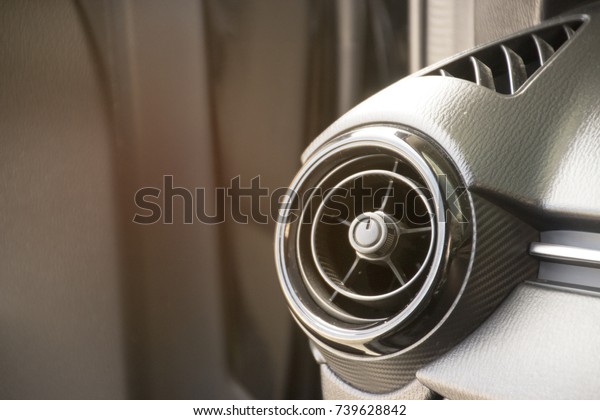 Air conditioner in the\
car