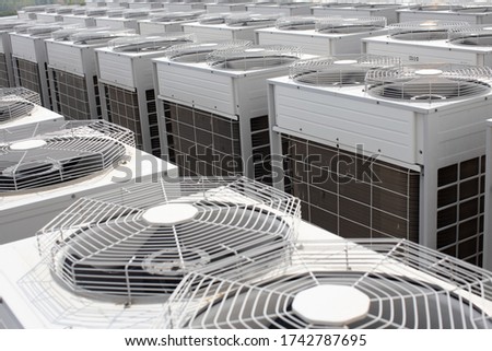 Air conditioner outside unit compressors,Multiple machines, Air conditioner factory,The heat that floats up into the atmosphere is a lot.