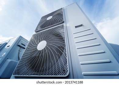 1,308 Commercial rooftop air conditioner Images, Stock Photos & Vectors ...