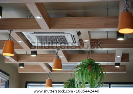 air conditioning on ceiling 
