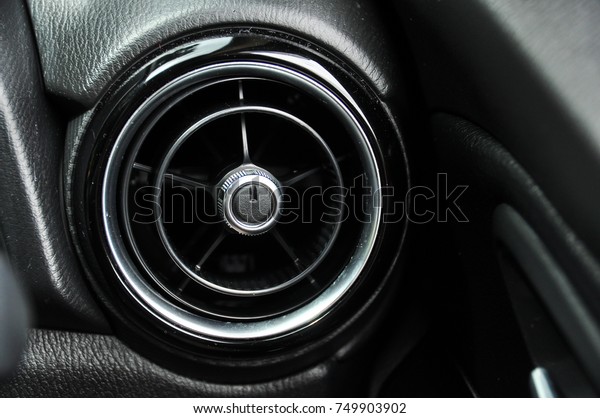 air flow in
car