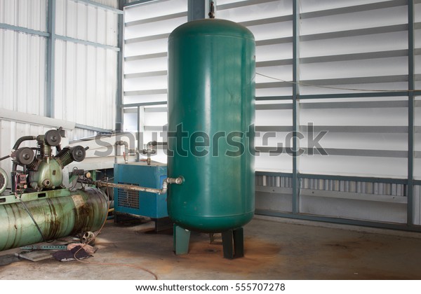 The Air tank for Pneumatic\
System