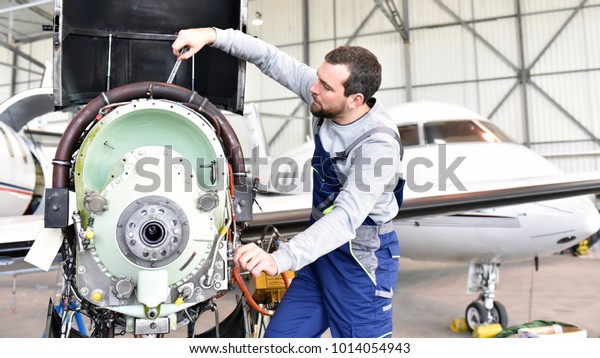 bomber crew engine fixing