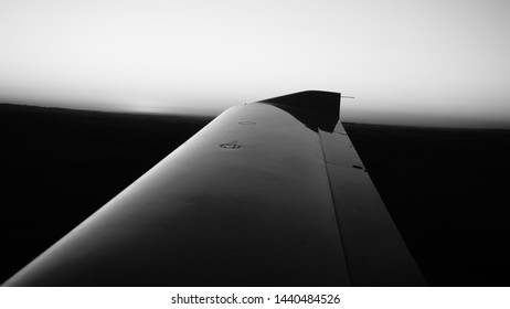 Aircraft Side View Black White Stock Photo 1440484526 | Shutterstock