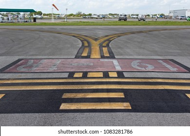 Aircraft Taxiway At Threshold Mark