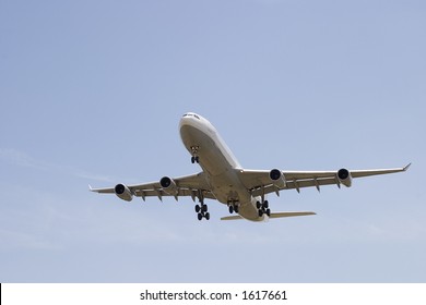 Airliner On Final Approach At Portland International Airport