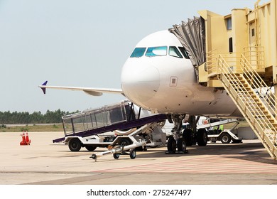 Airplane preparing to flight
