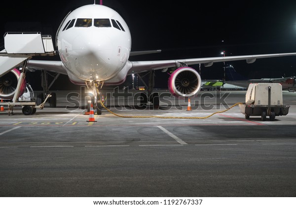 Airplane Service Before After Flight Make Stock Photo 1192767337 ...