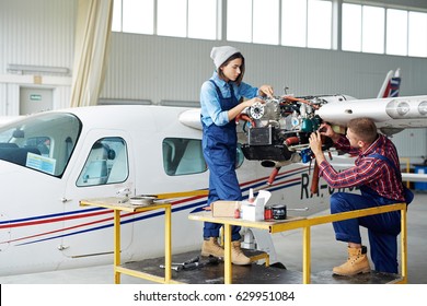 534 Aviation Repair Shop Images, Stock Photos & Vectors | Shutterstock