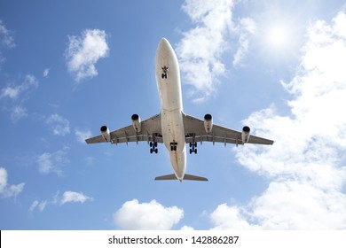 Airplane In The Sky, Airbus A340