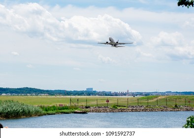 Airplane Taking Off At DCA Airport. Boeing 737 Max