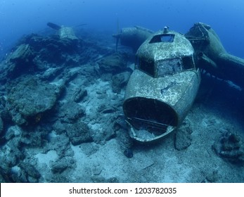 airplane wreck c47 dakota aircraft underwater propeller airplane engine metal on ocean floor 