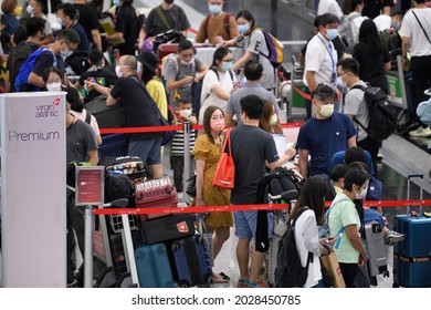 461 Last Queue Images, Stock Photos & Vectors | Shutterstock