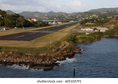 Airport Landing Strip Charlotte Amalie St Stock Photo 605103791 ...